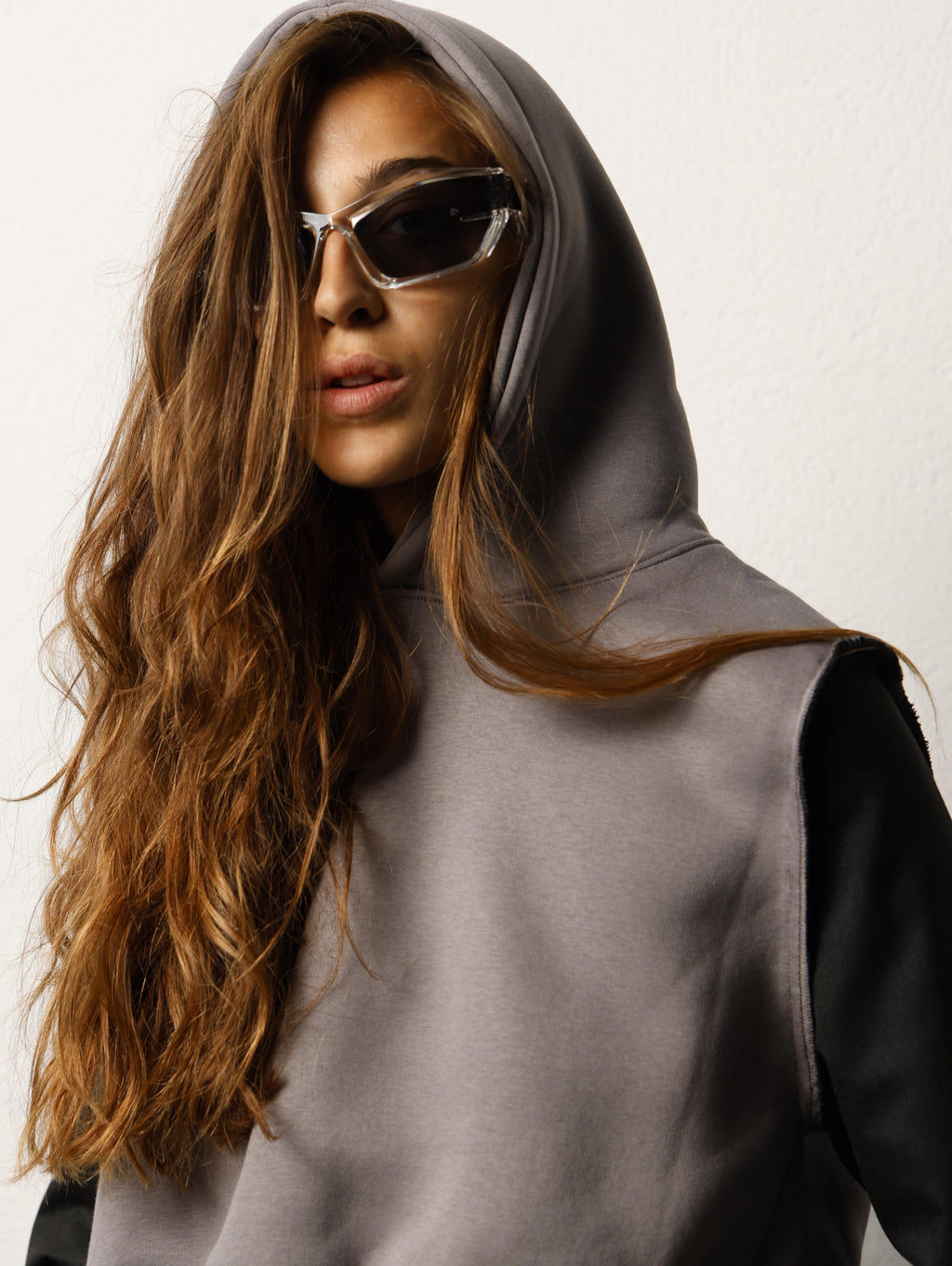 Felpa cropped con maniche giacca