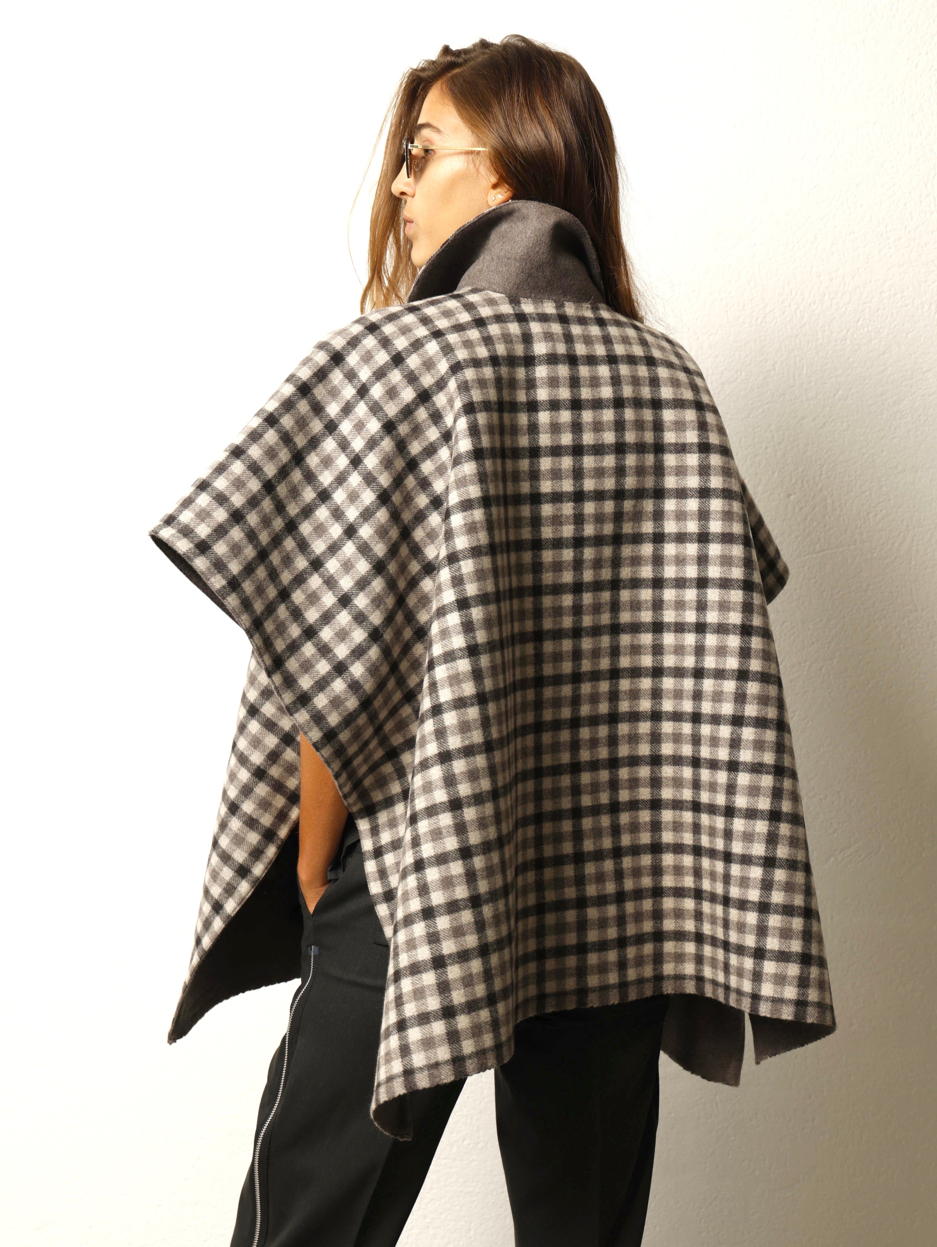 Cappa reversibile in lana